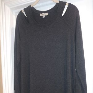 Reaction Kenneth Cole peek a boo shoulder